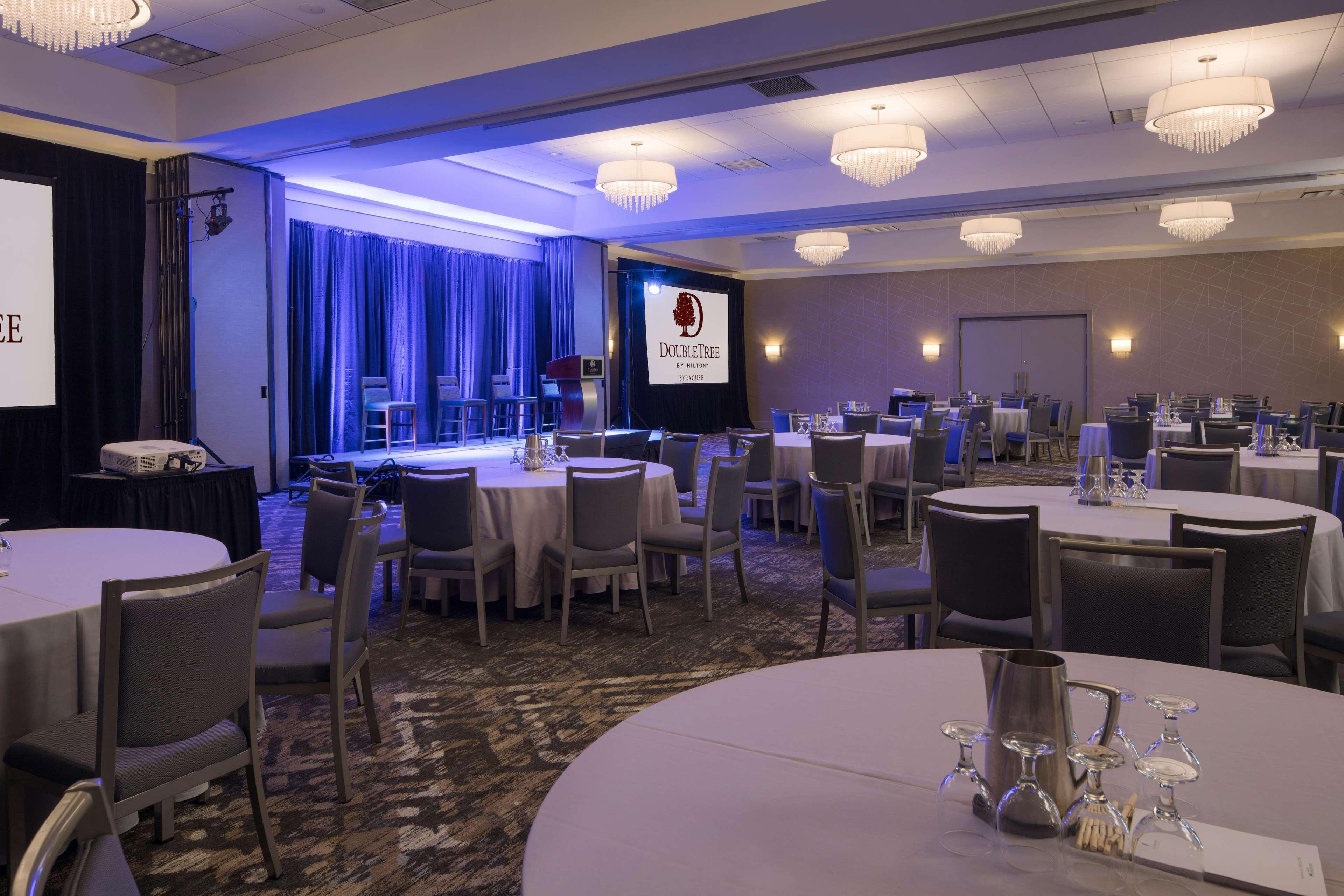 Doubletree By Hilton Hotel Syracuse East Syracuse Eksteriør billede