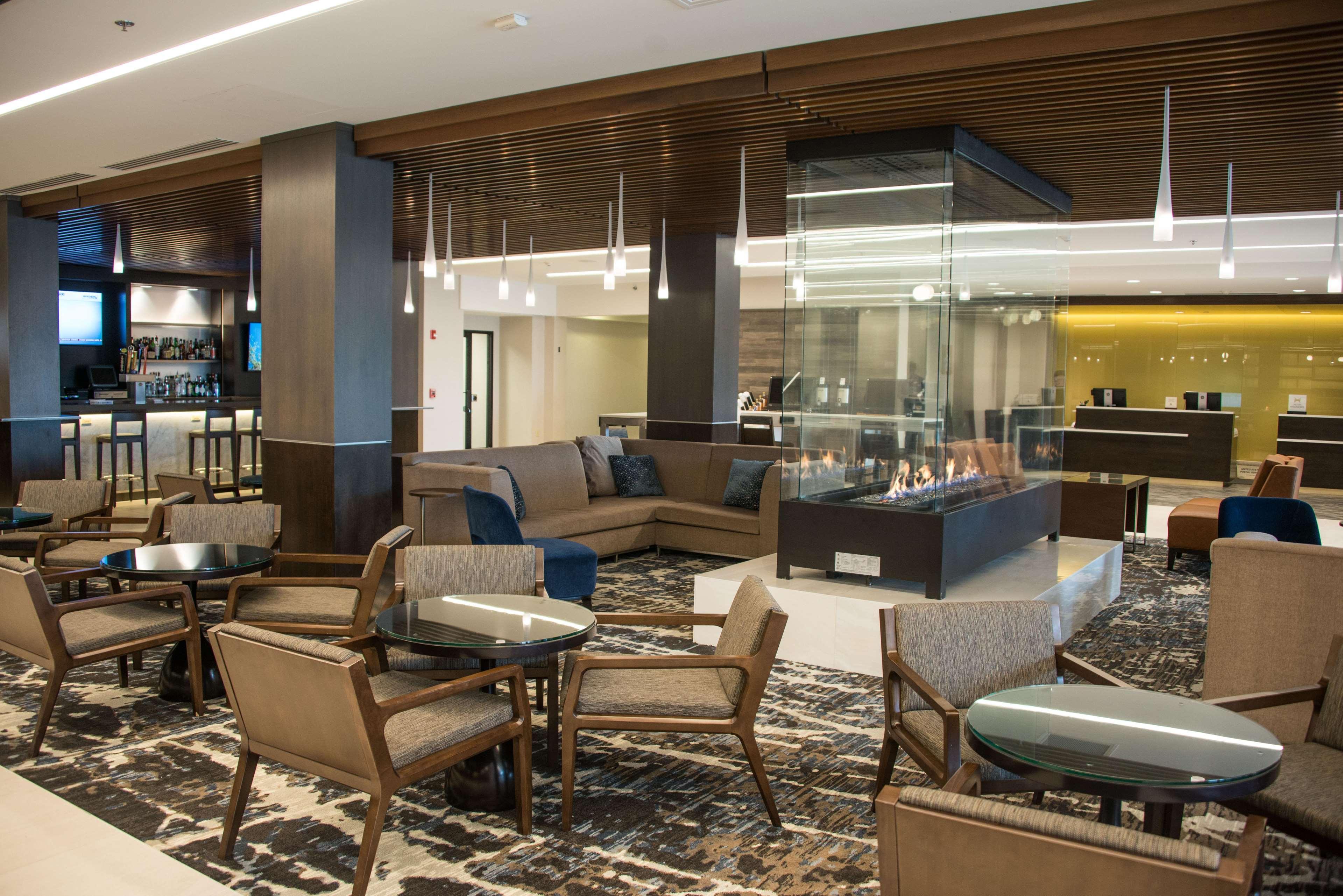 Doubletree By Hilton Hotel Syracuse East Syracuse Eksteriør billede