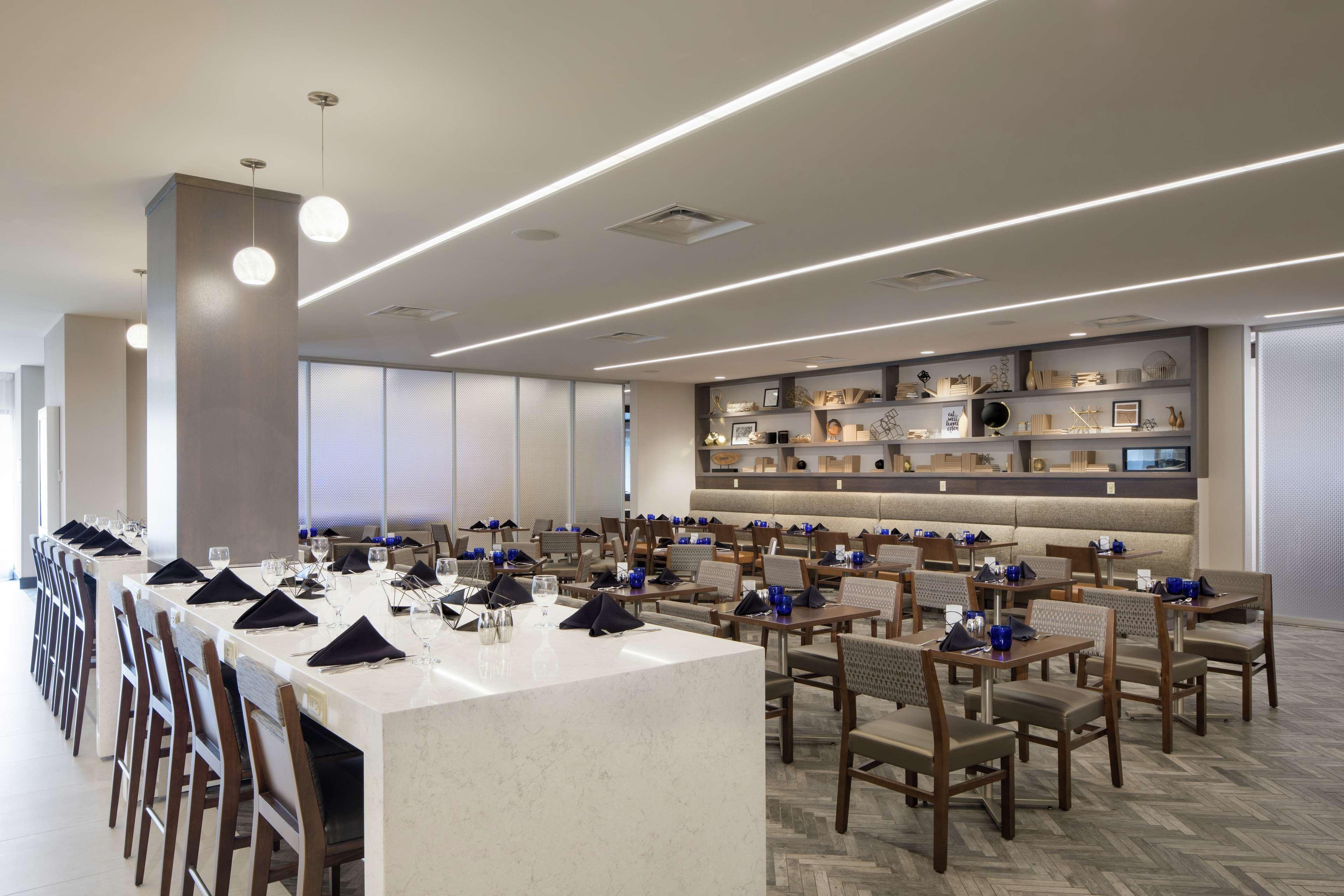 Doubletree By Hilton Hotel Syracuse East Syracuse Eksteriør billede
