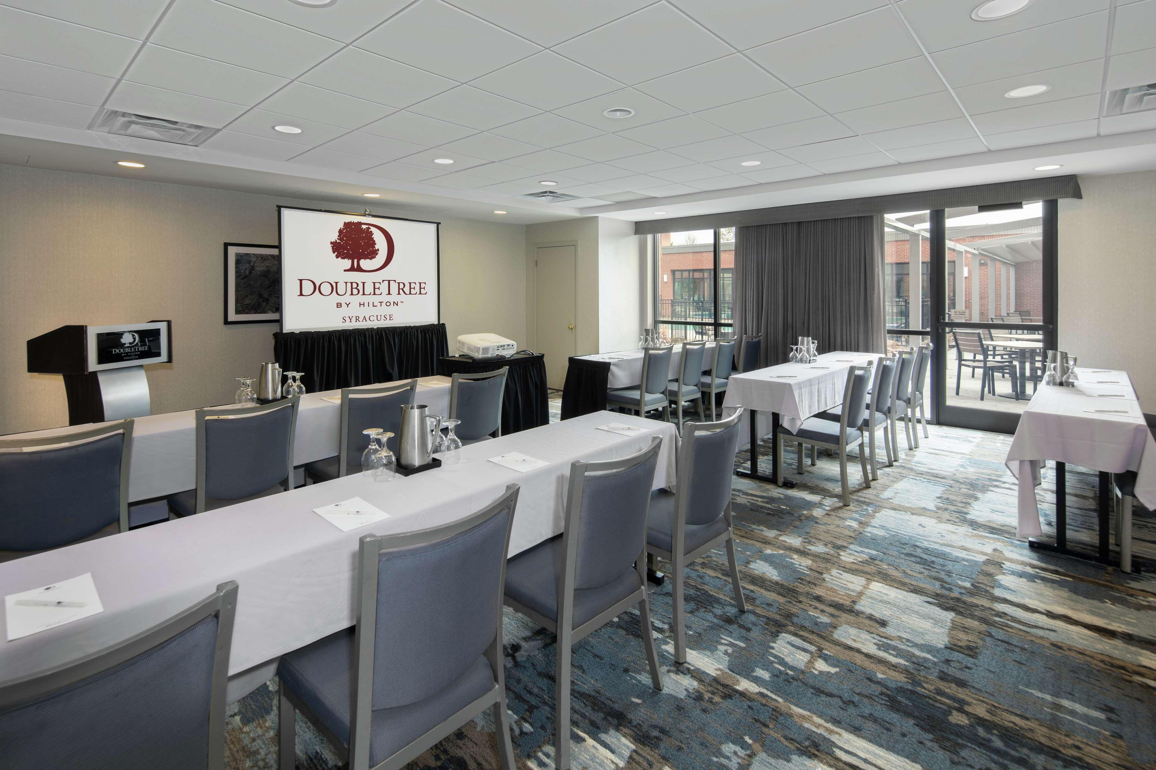 Doubletree By Hilton Hotel Syracuse East Syracuse Eksteriør billede
