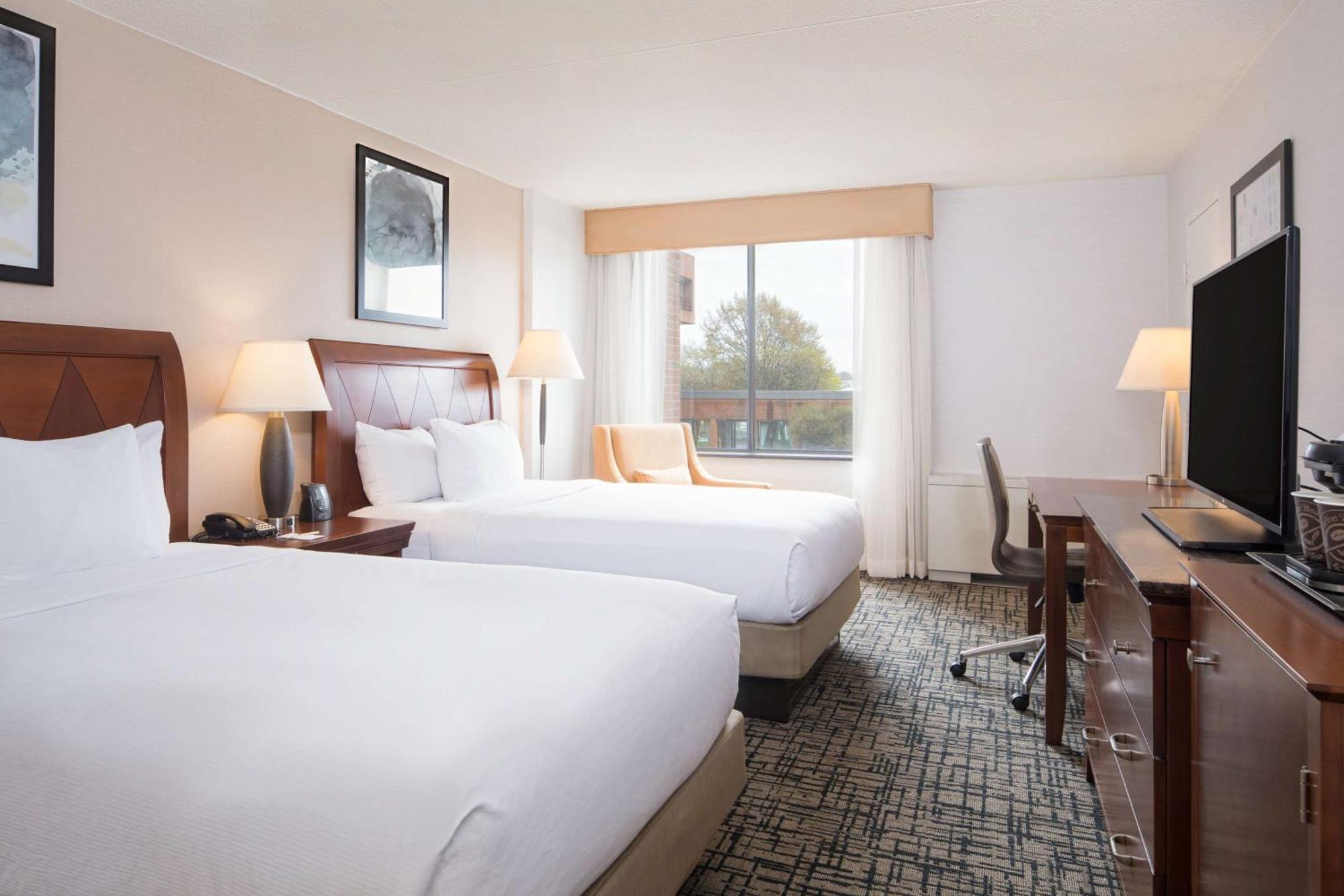 Doubletree By Hilton Hotel Syracuse East Syracuse Eksteriør billede