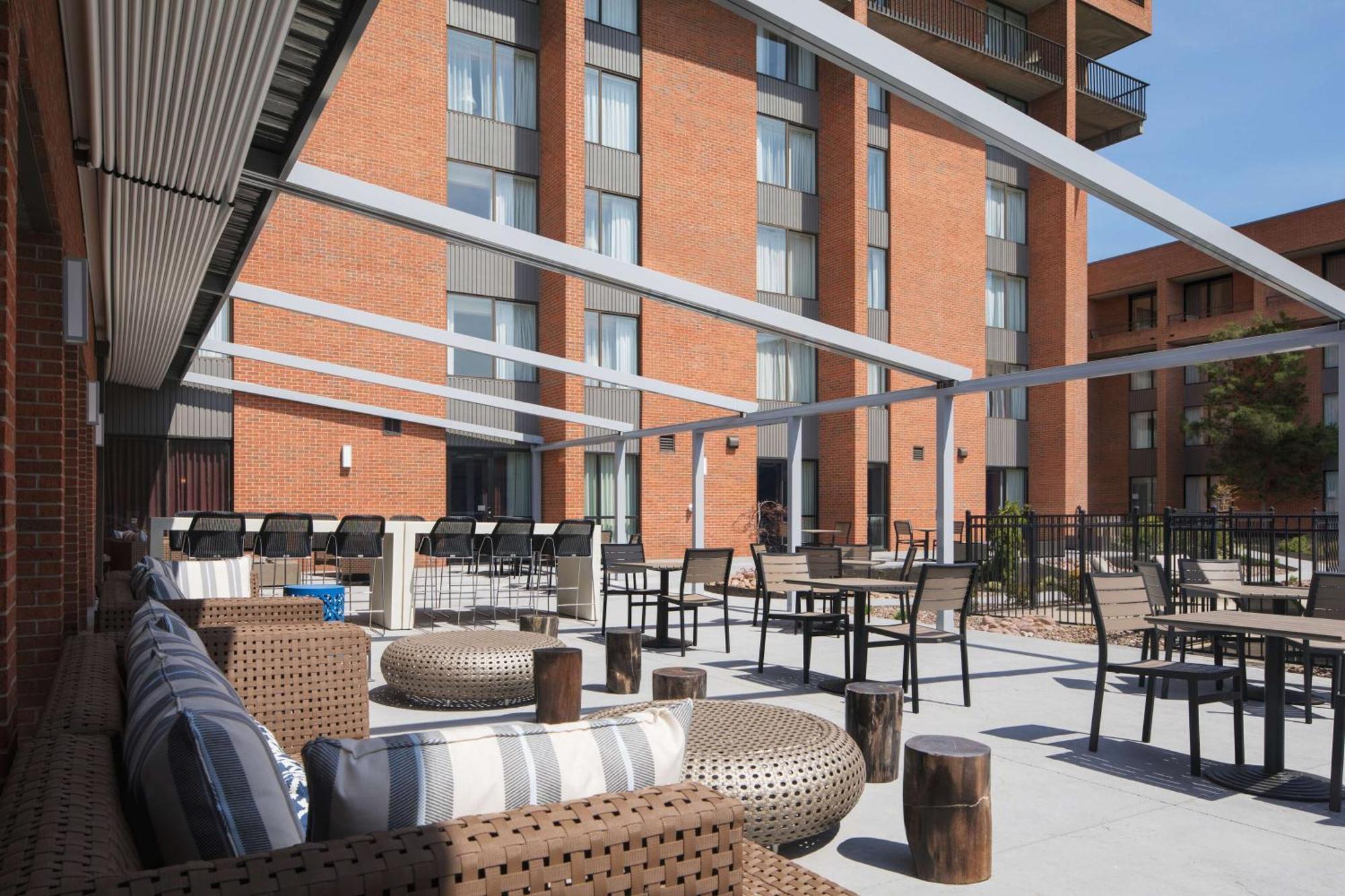 Doubletree By Hilton Hotel Syracuse East Syracuse Eksteriør billede